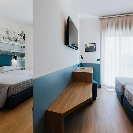 Отель La Serena 3*